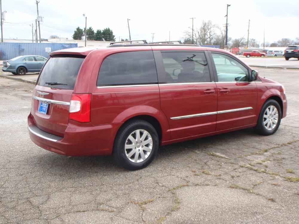 2014 BURGUNDY /TAN Chrysler Town & Country Touring (2C4RC1BG9ER) with an 3.6L V6 DOHC 24V engine, 6-Speed Automatic transmission, located at 2812 White Horse Road, Greenville, SC, 29611, (864) 269-1711, 34.808655, -82.434776 - 3.6 LITER V6 ENGINE.17 INCH ALLOY WHEELS,ANTI LOCK BRAKES,ANTI THEFT SYSTEM,TILT/REACH STEERING,DUAL A/C,2 ZONE A/C CLIMATE CONTROL,DUAL AIRBAGS,FRONT/REAR SIDE AIRBAGS,BODY COLOR BUMPERS,MIRRORS,AND DOOR HANDLES,CRUISE CONTROL,FOG LIGHTS,AUTOMATIC HEADLIGHTS,FRONT/REAR MAP READING LIGHTS,USB/AUX OU - Photo #3