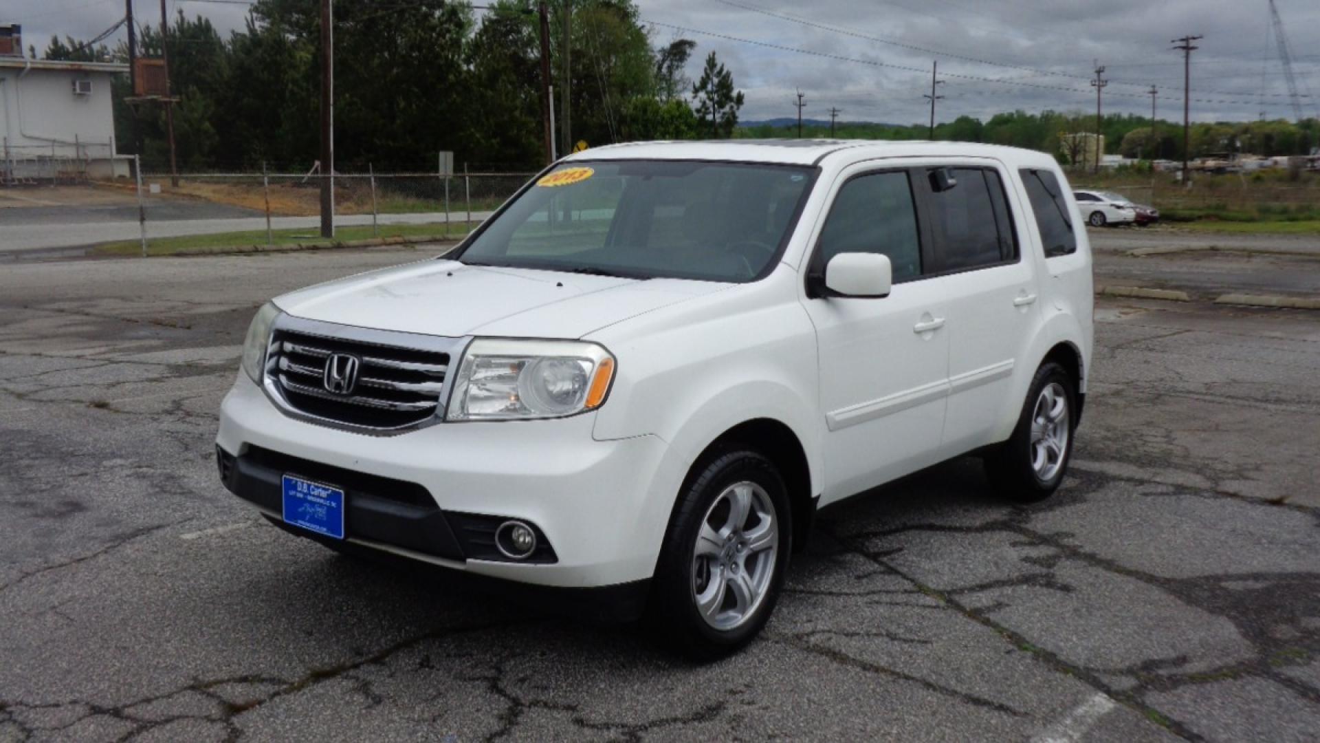 2013 WHITE /GRAY Honda Pilot EX-L 2WD 5-Spd AT (5FNYF3H53DB) with an 3.5L V6 SOHC 24V engine, 5-Speed Automatic transmission, located at 2812 White Horse Road, Greenville, SC, 29611, (864) 269-1711, 34.808655, -82.434776 - 3.5L V6 ENGINE,ALLOY WHEELS,ANTI LOCK BRAKES,ANTI THEFT SYSTEM,TILT/REACH STEERING,A/C, 2 ZONE A/C CLIMATE CONTROL,DUAL A/C,DUAL AIRBAGS,FRONT/REAR SIDE AIRBAGS,BODY COLOR BUMPERS,MIRRORS,AND DOOR HANDLES,CRUISE CONTROL,AUTOMATIC HEADLIGHTS,FOG LIGHTS,USB/AUX OUTLET,LIT VANITY MIRRORS,TRACTION CONTR - Photo#0