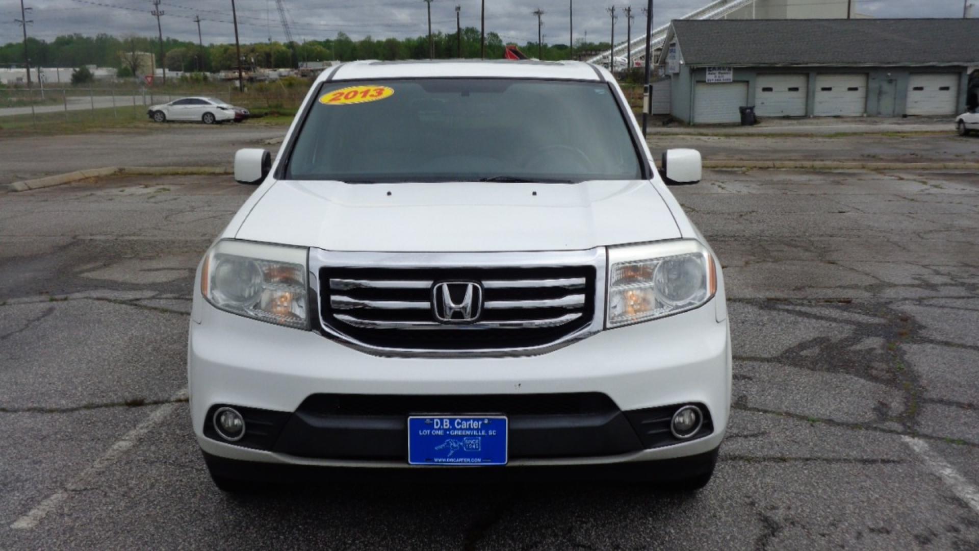 2013 WHITE /GRAY Honda Pilot EX-L 2WD 5-Spd AT (5FNYF3H53DB) with an 3.5L V6 SOHC 24V engine, 5-Speed Automatic transmission, located at 2812 White Horse Road, Greenville, SC, 29611, (864) 269-1711, 34.808655, -82.434776 - 3.5L V6 ENGINE,ALLOY WHEELS,ANTI LOCK BRAKES,ANTI THEFT SYSTEM,TILT/REACH STEERING,A/C, 2 ZONE A/C CLIMATE CONTROL,DUAL A/C,DUAL AIRBAGS,FRONT/REAR SIDE AIRBAGS,BODY COLOR BUMPERS,MIRRORS,AND DOOR HANDLES,CRUISE CONTROL,AUTOMATIC HEADLIGHTS,FOG LIGHTS,USB/AUX OUTLET,LIT VANITY MIRRORS,TRACTION CONTR - Photo#1